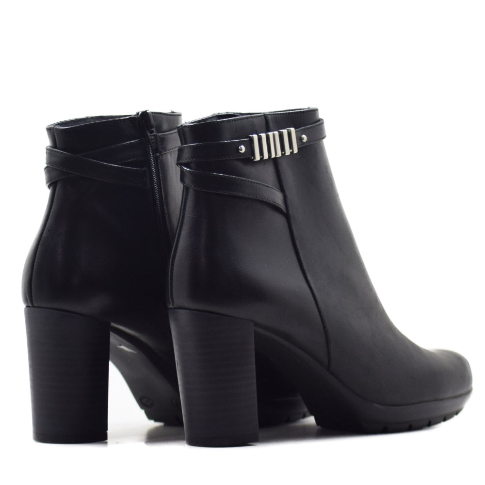 BOTIN CA-1880 EN PIEL KRUST NEGRO