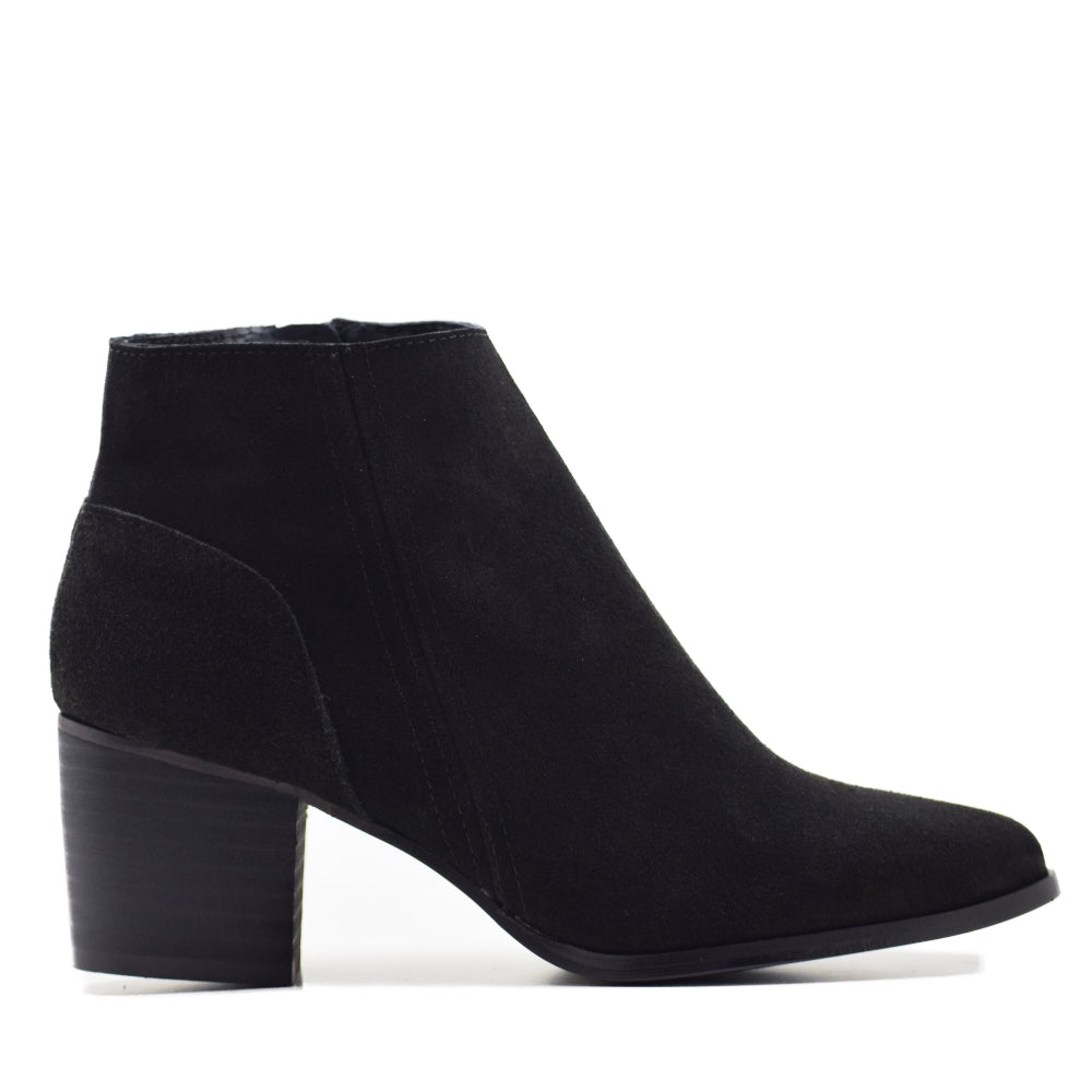 BOTIN AKRA SERRAJE NEGRO