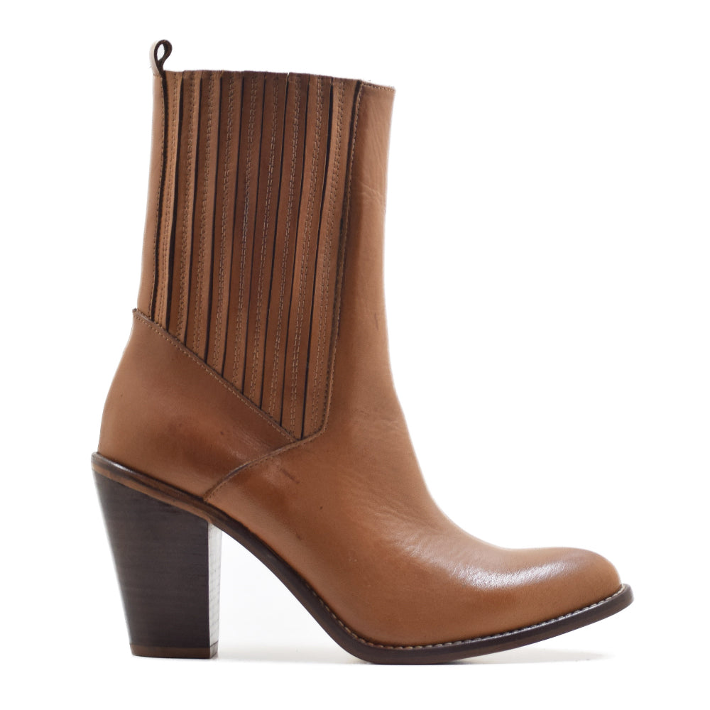 BOTIN CA-502 EN PIEL KRUST CUERO